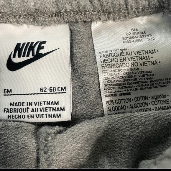 Nike White and Gray Baby Sports Set - Picture 5 of 10